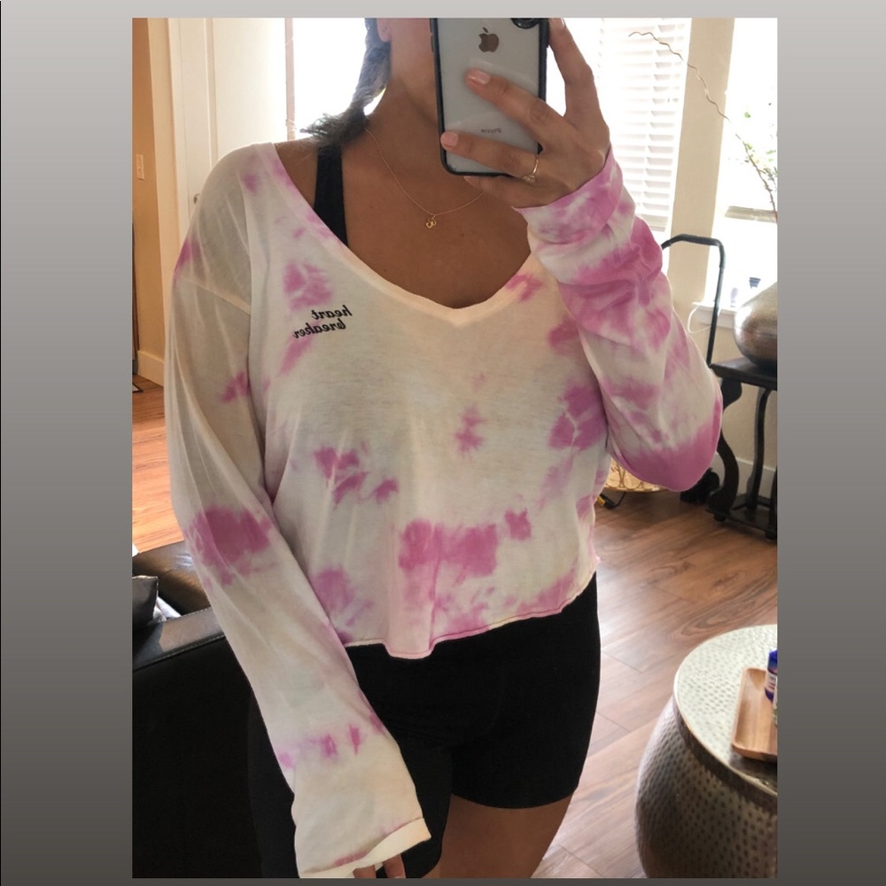 VS PINK deep V neck crop top
